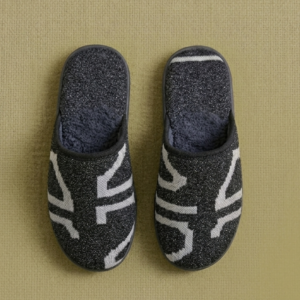 PANTUFLAS NEGRAS