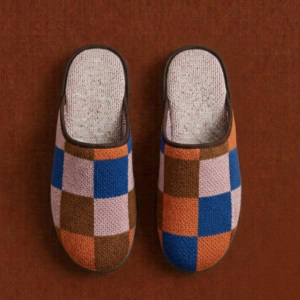 PANTUFLAS CAFE CUADROS